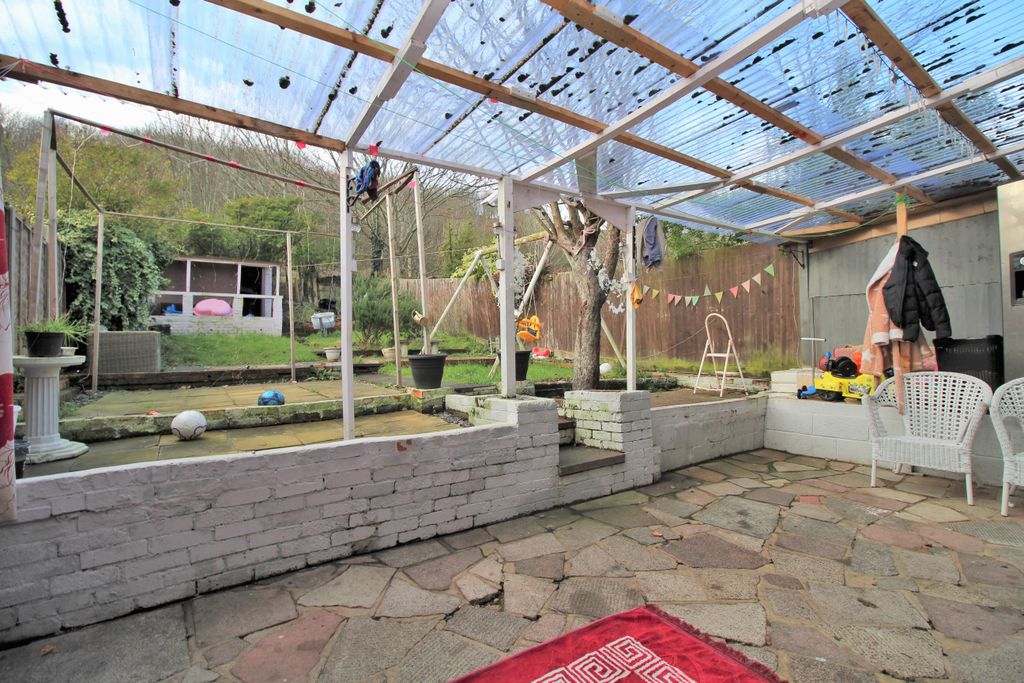 Property photo 3 of 15 13