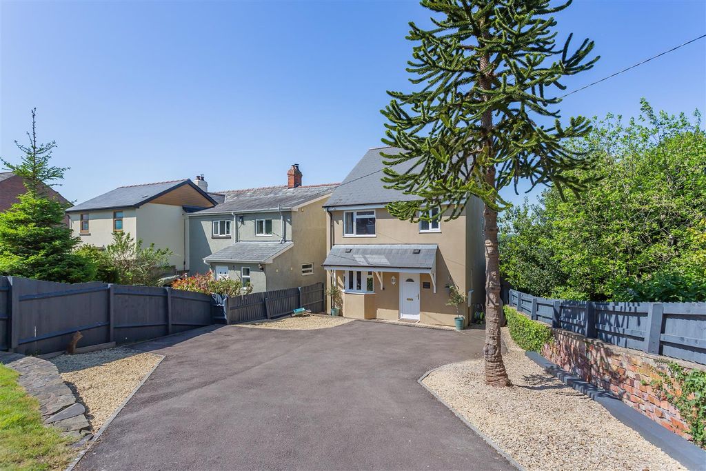 Property photo 1 of 26