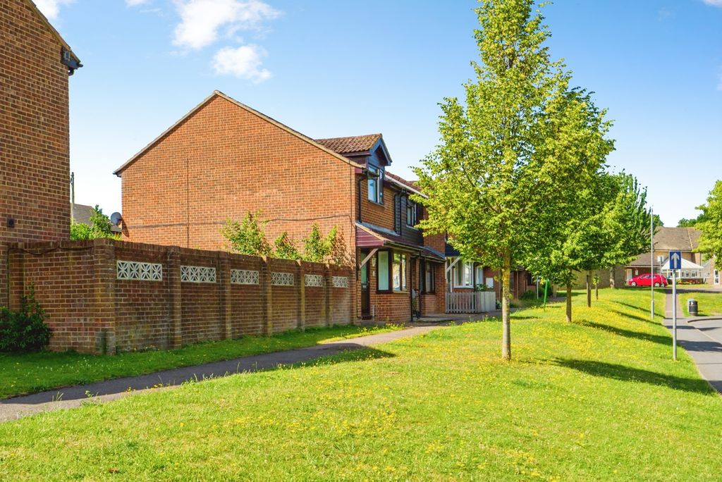 Property photo 2 of 19 Pbox-Img.Jpg