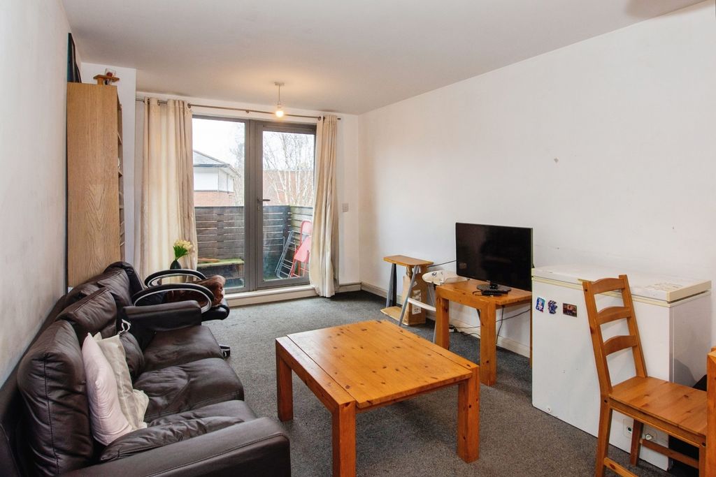 Property photo 2 of 18 Pbox-Img.Jpg