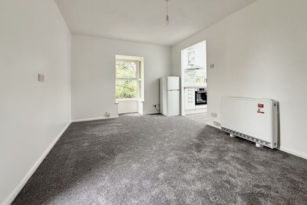 Property photo 2 of 10 2