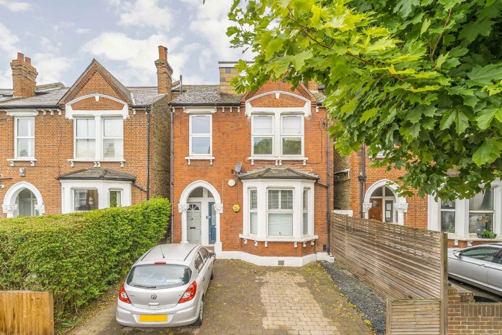 Property photo 1 of 6