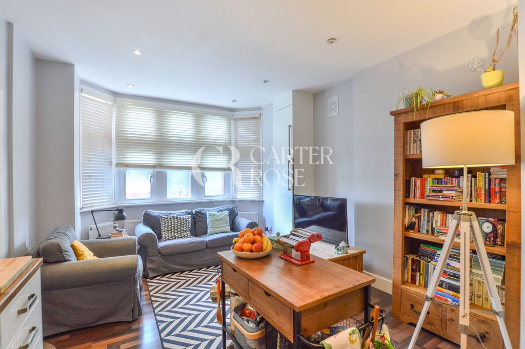 Property photo 1 of 9
