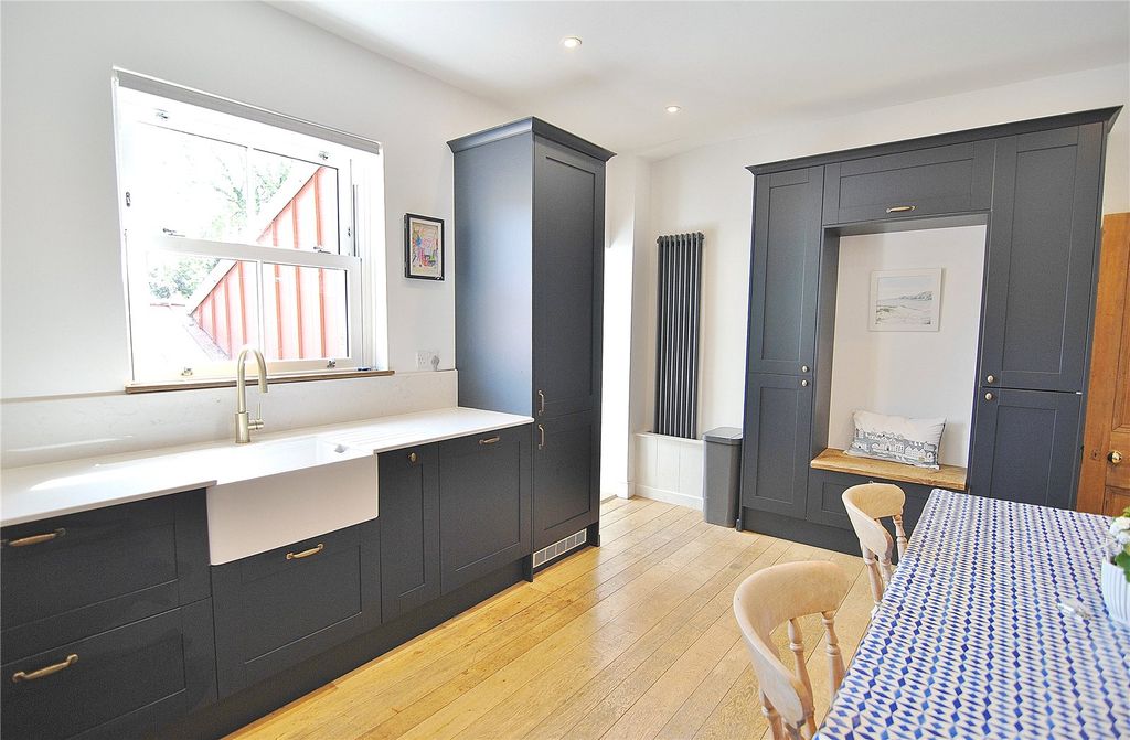 Property photo 3 of 24 Picture No. 40