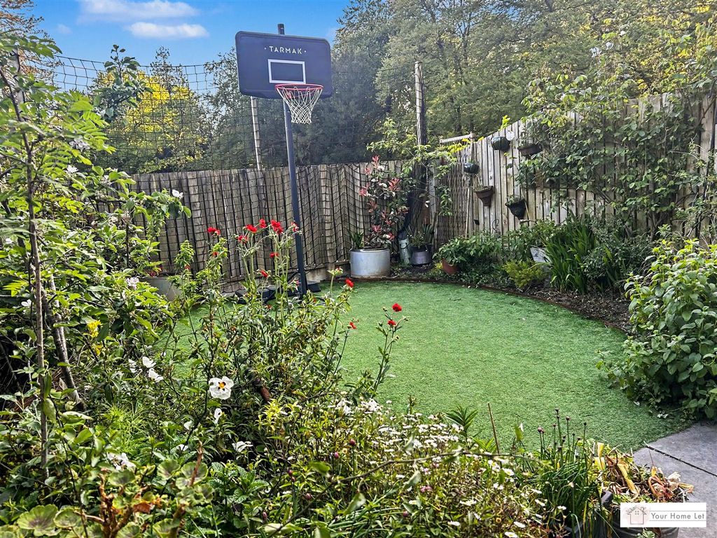 Property photo 3 of 12 3.Jpg