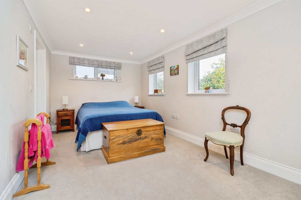 Additional image 20 of 4 bed detached house for salePetroc Drive, Newton Abbot TQ12