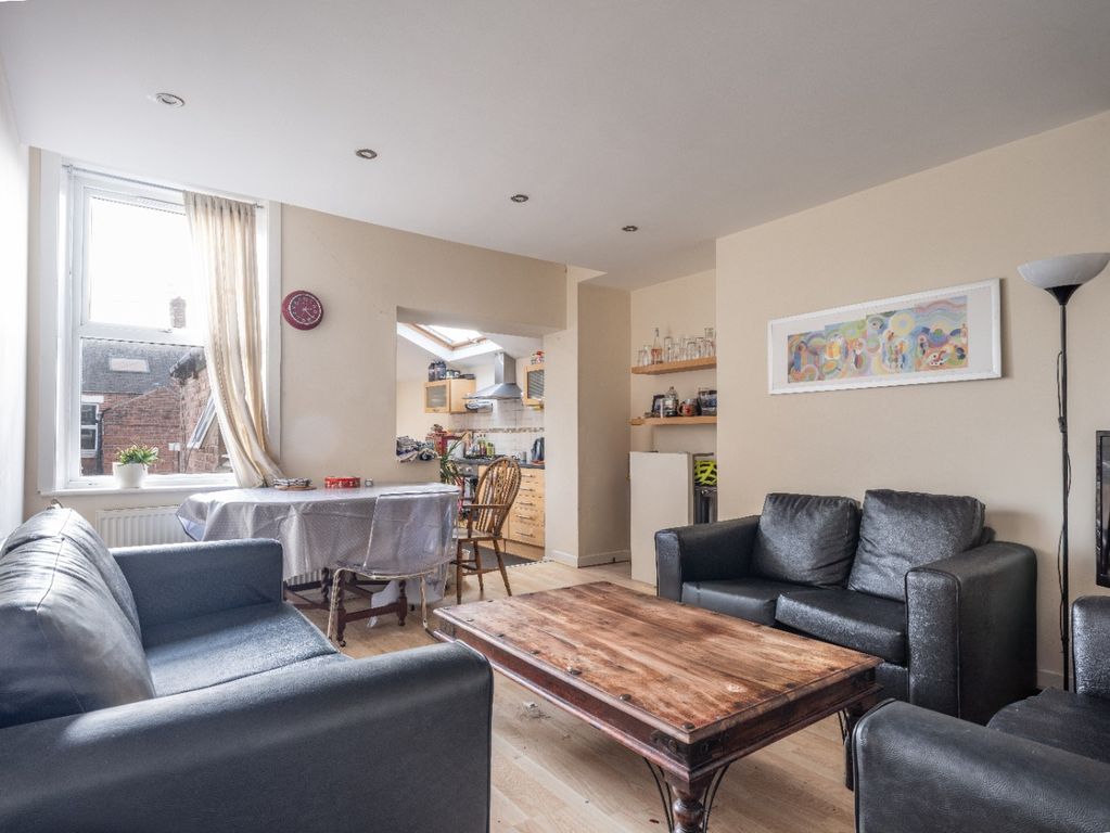 Property photo 1 of 13 3714430