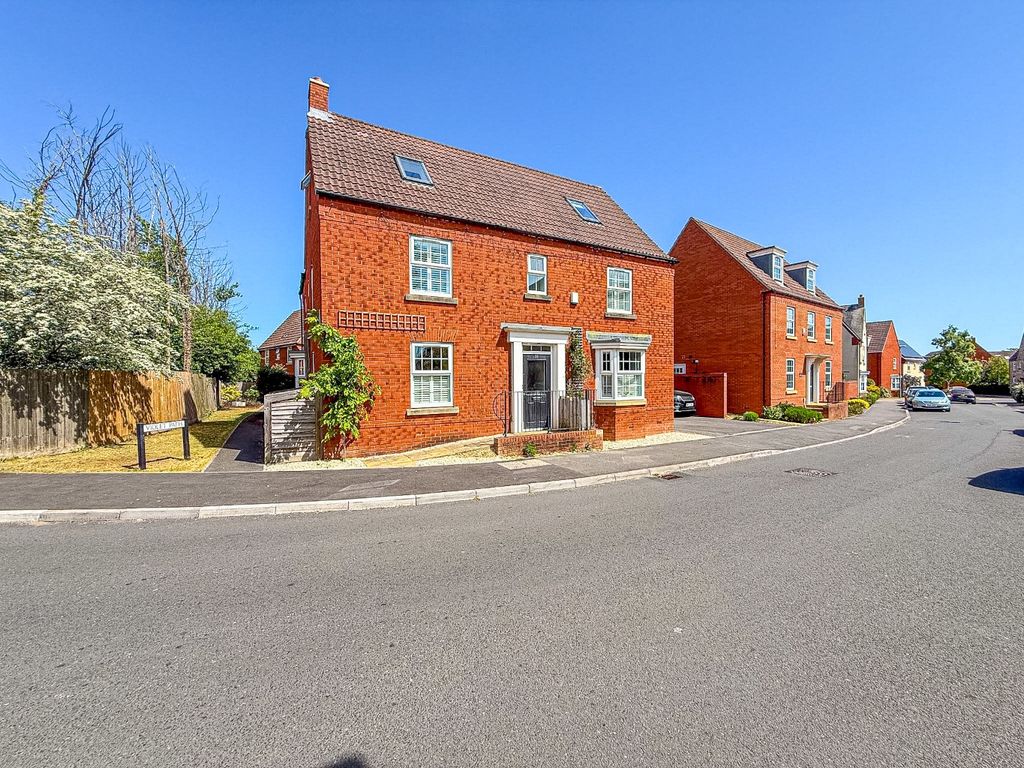 Property photo 1 of 34 5091522