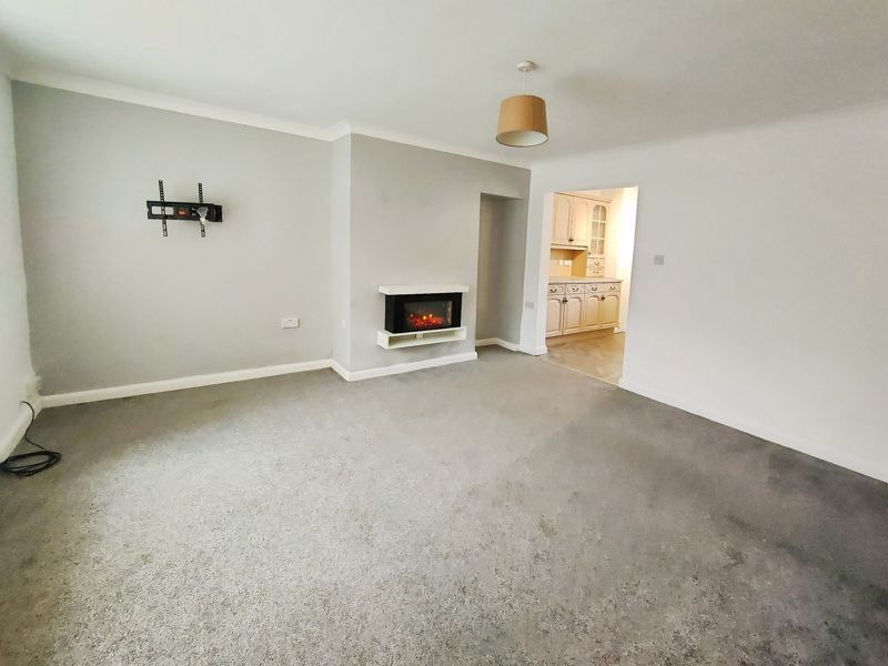 Property photo 3 of 17 Photo 14