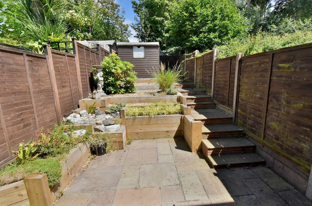 Property photo 3 of 12