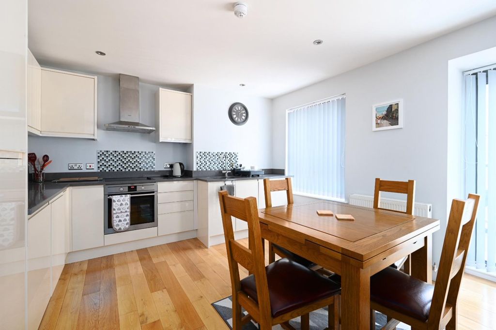 Property photo 3 of 10 Picture No. 07