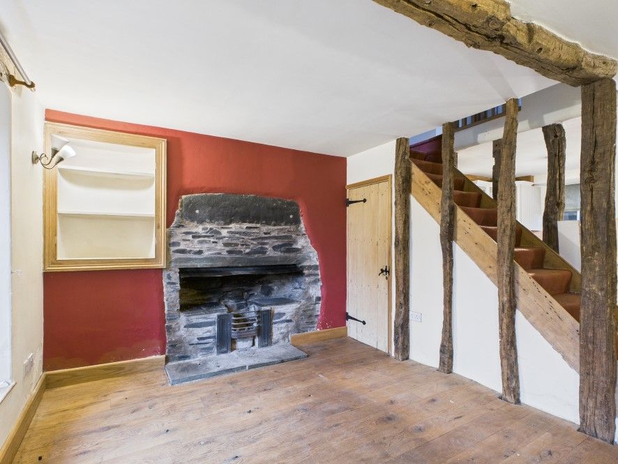 Property photo 3 of 9