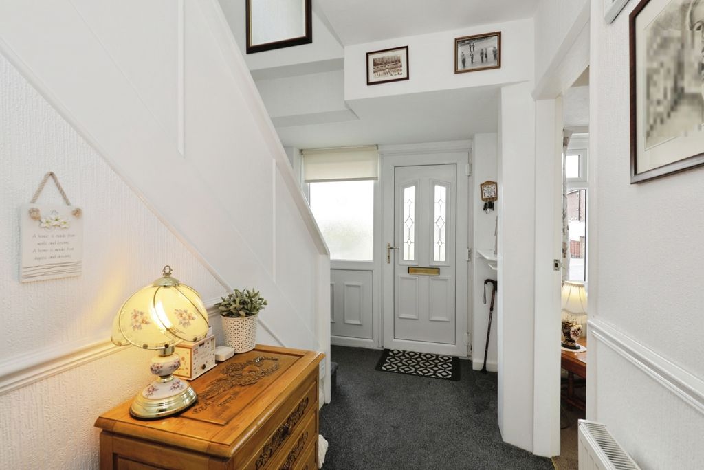 Property photo 2 of 23 Pbox-Img.Jpg