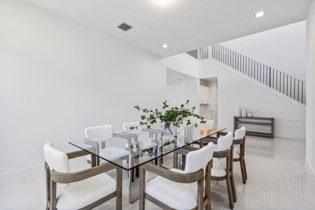Property photo 3 of 10 <Alttext/>