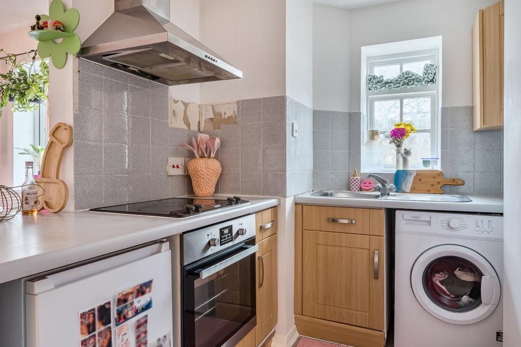 Property photo 2 of 16 Kitchen