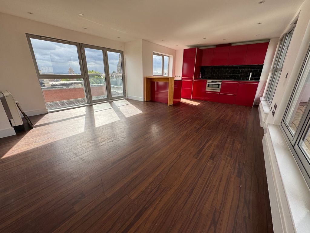 Property photo 1 of 12 Picture No. 27