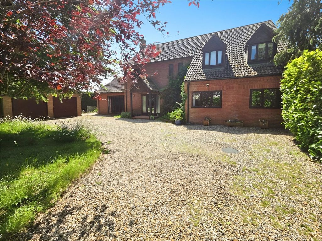 Property photo 1 of 35 Picture No. 57