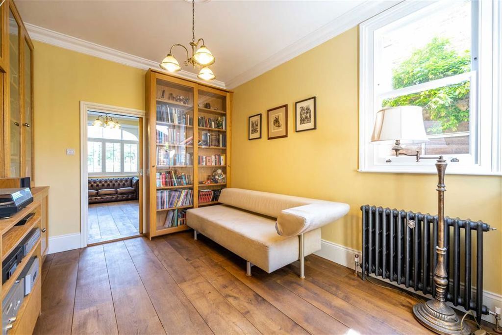 Property photo 3 of 5