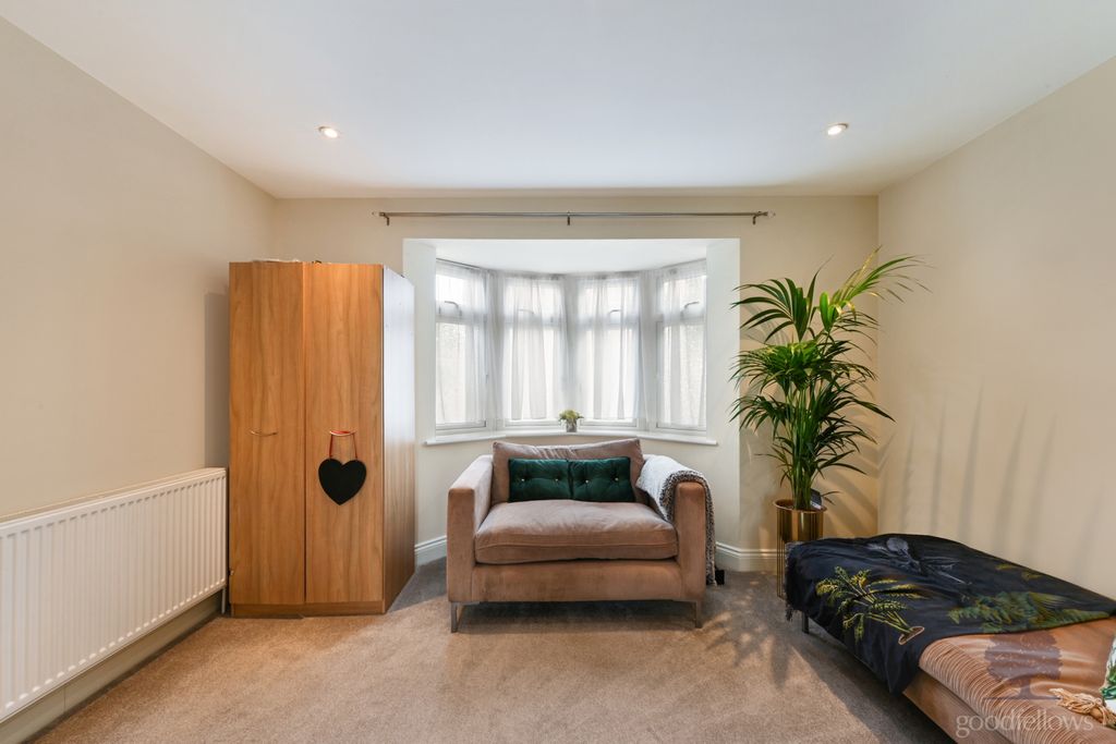 Property photo 3 of 15 Picture No. 30