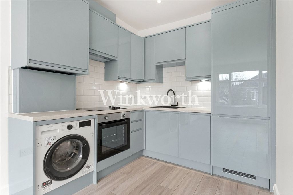 Property photo 2 of 10 Picture No. 06