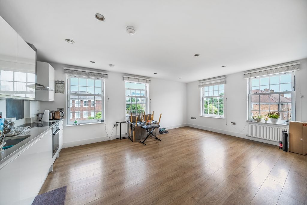 Property photo 2 of 7 1162680 (2)