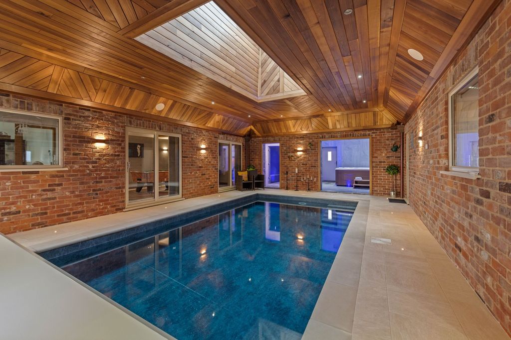 Property photo 3 of 56