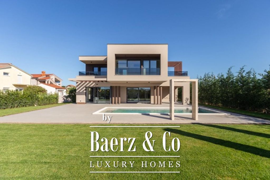 Property photo 2 of 48