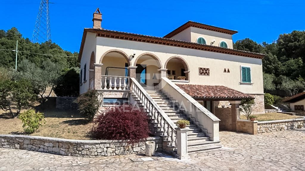 Property photo 1 of 25 Exteriors