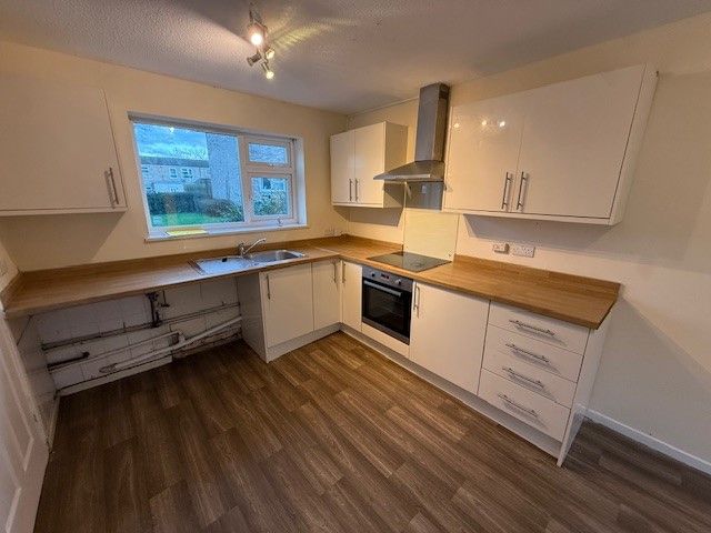 Property photo 2 of 16 Image