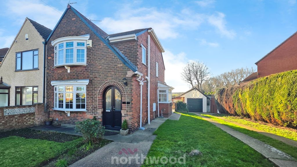 Property photo 1 of 35