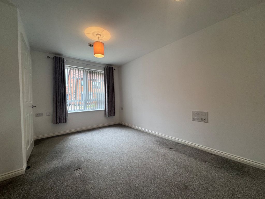 Property photo 2 of 9 2