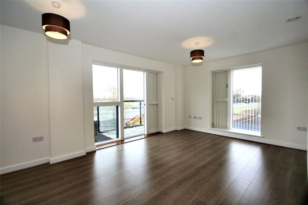 Property photo 3 of 8 Picture No. 04