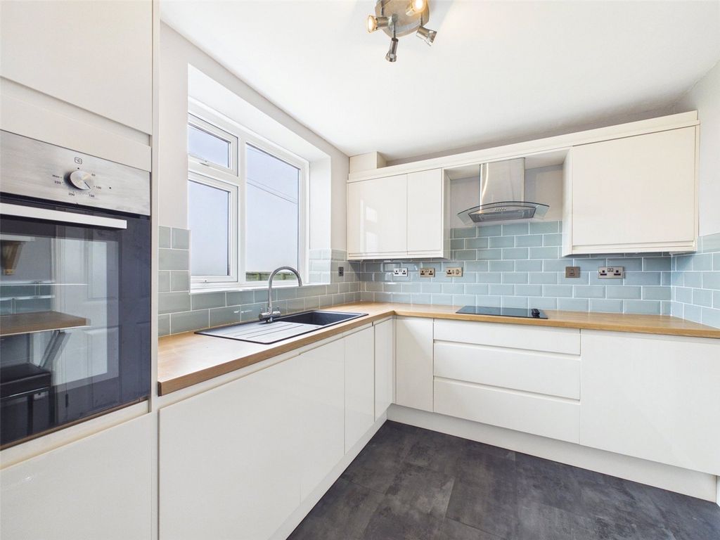 Property photo 2 of 15 Picture No. 08