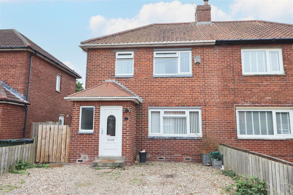 Property photo 1 of 3