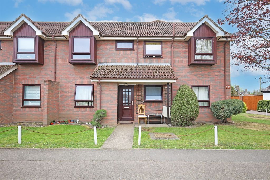 Property photo 1 of 8 (Main)