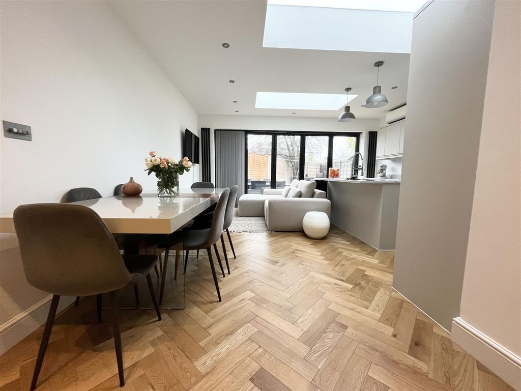 Property photo 2 of 13 Img_3717.Jpg