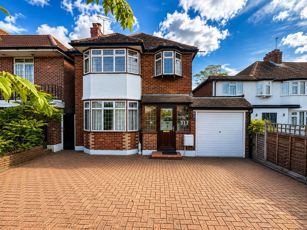 Property photo 1 of 16 4880501