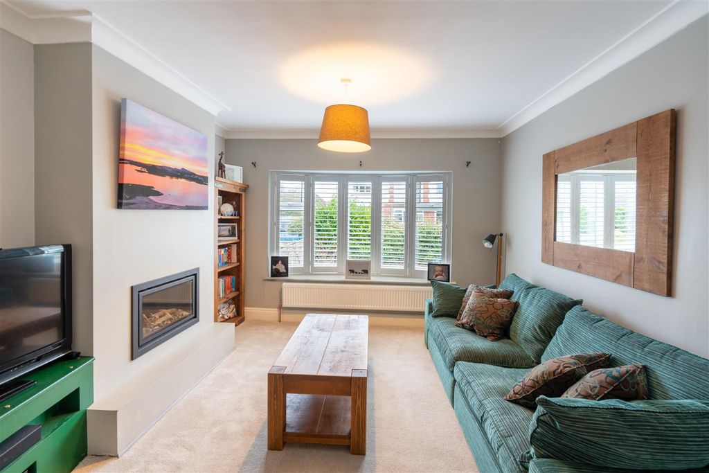 Property photo 3 of 20 _A7R9965-Hdr.Jpg