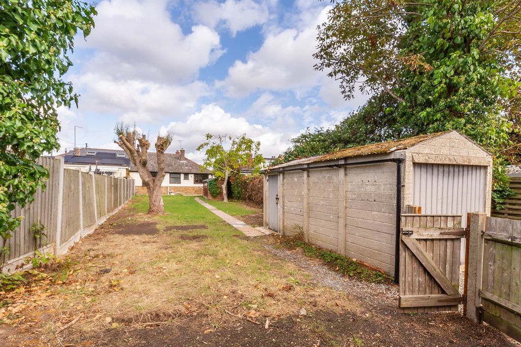 Property photo 2 of 14 Rear Garden