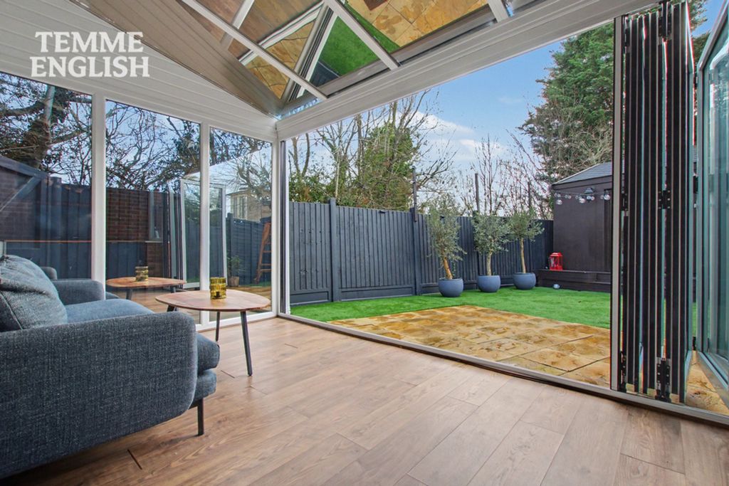 Property photo 3 of 30