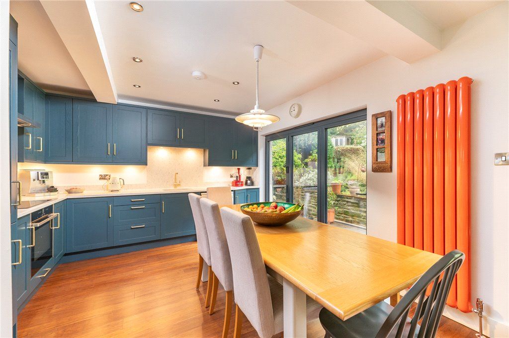 Property photo 3 of 24 Kitchen