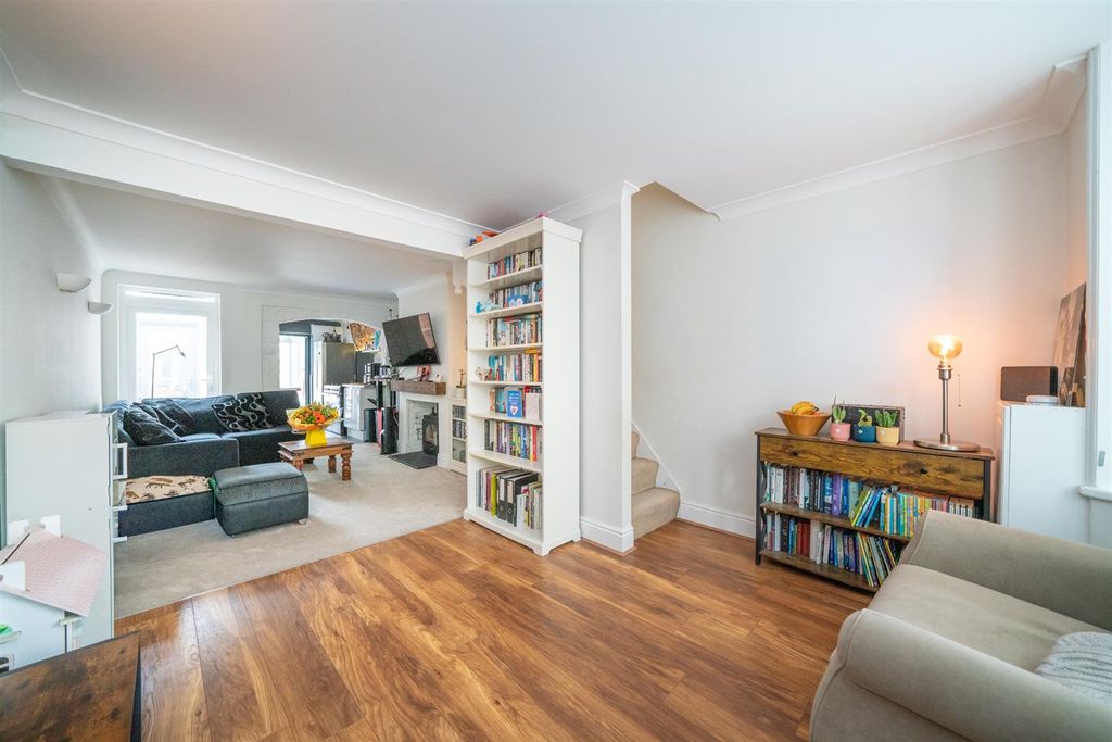 Property photo 2 of 17 21-Storey-Street-13.Jpg