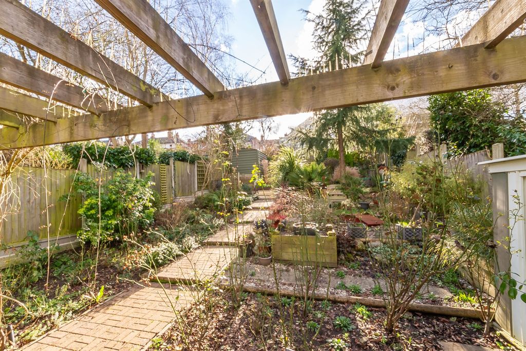 Property photo 2 of 24 Rear Garden