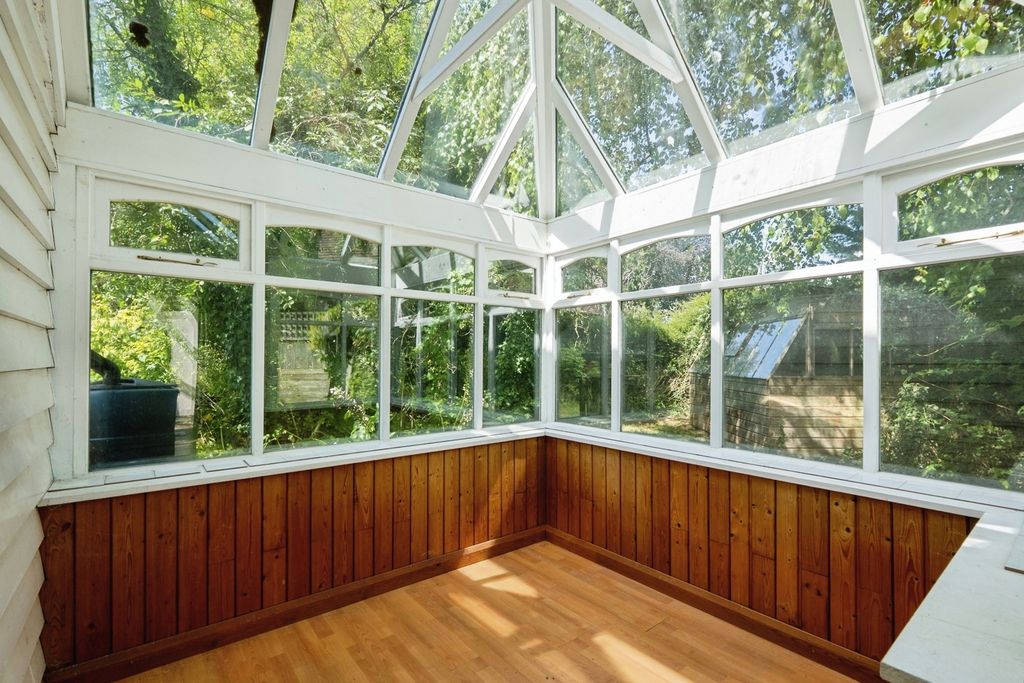 Property photo 3 of 19 Pbox-Img.Jpg