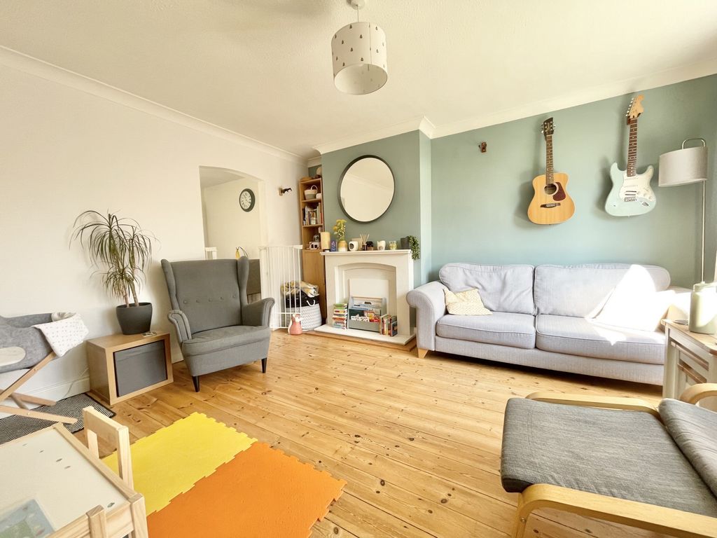 Property photo 2 of 17 Photo 2