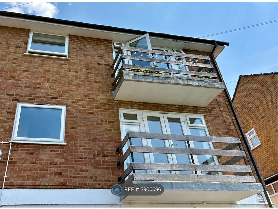 Property photo 2 of 22