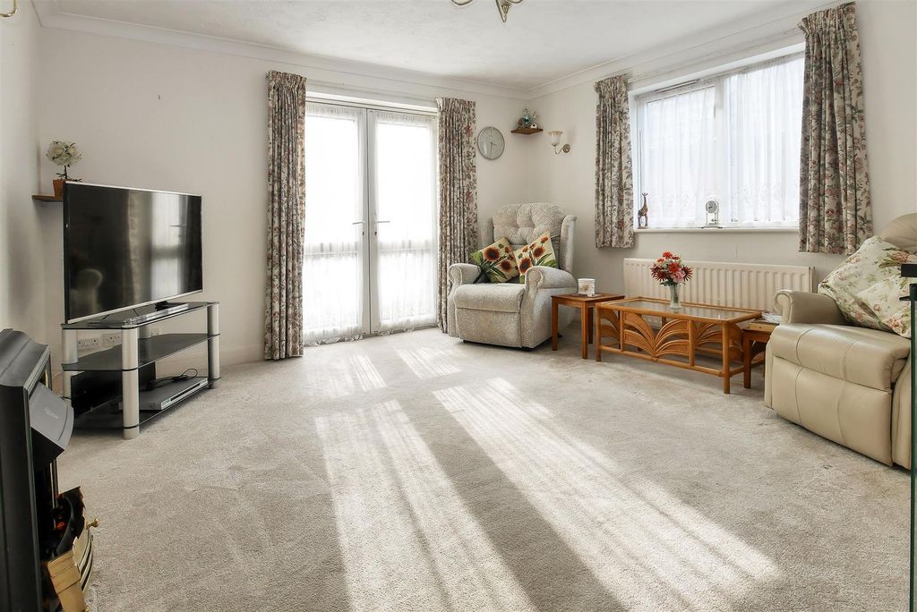 Property photo 2 of 20 P1090567.Jpg