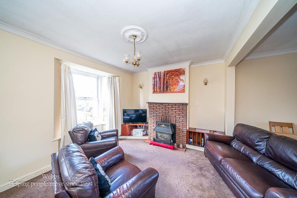 Property photo 3 of 17 Webbs-6.Jpg