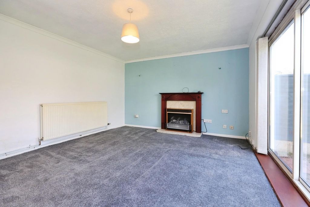Property photo 3 of 18 Pick0027.Jpg