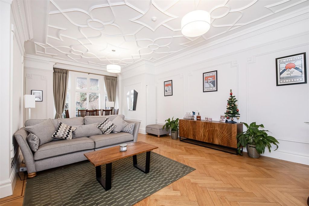 Property photo 2 of 13 Helliwell &amp; Co